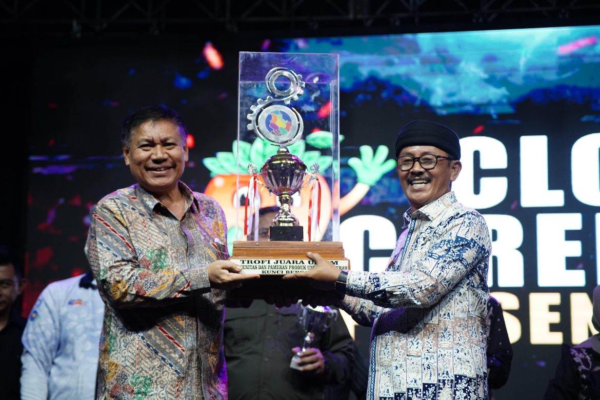PORSENITAS XII dan Pameran Produk Unggulan KUNCI BERSAMA 2025 Resmi Ditutup: Indramayu Juara Umum
